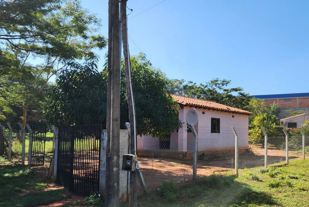 ALQUILO UNA CASA EN LA CIUDAD DE LIMPIO — foto 3