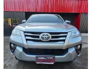 Toyota fortuner año 2018