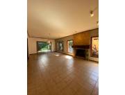 Vendo Amplia Casa de 629 m2 en Mburucuyá - LHO7163291