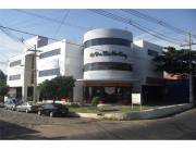 VENDO EDIF. MEDICO EN ESQUINA CON ESTACIONAMIENTO