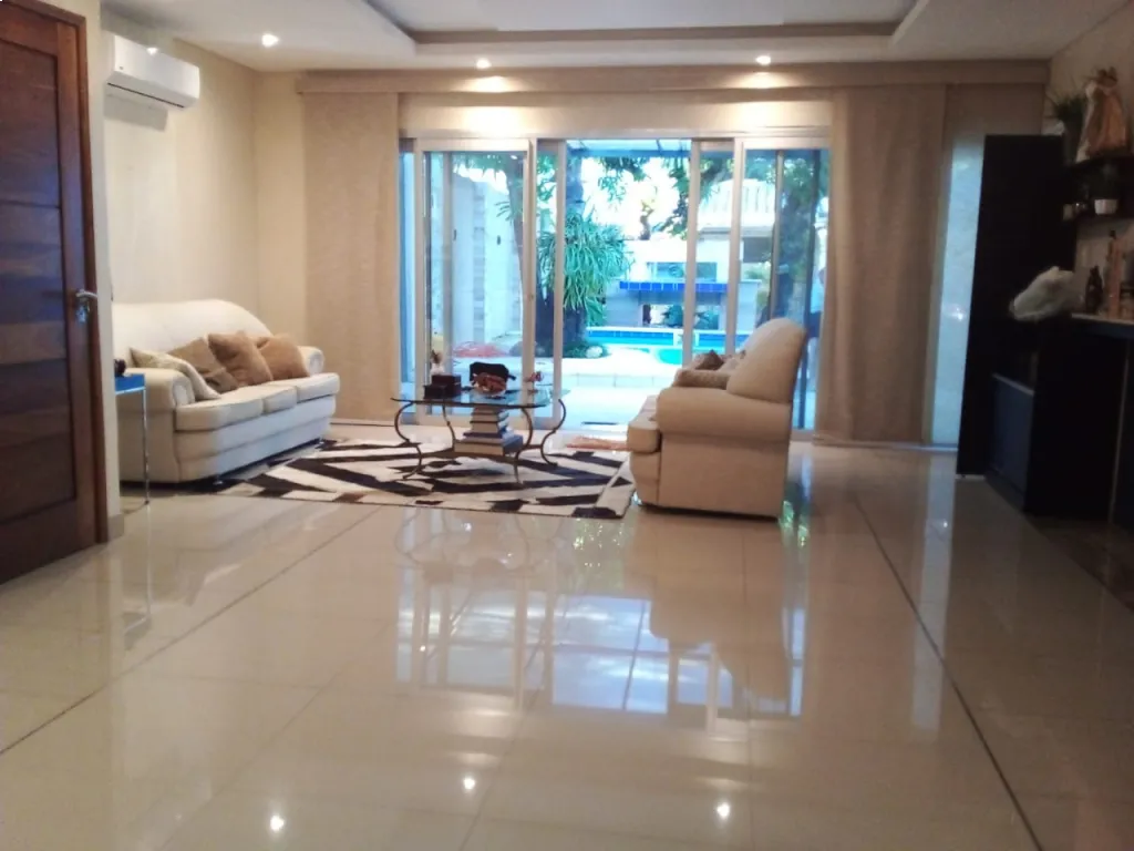 VENDO CASA EN EXCELENTE UBICACION EN EL BARRIO TRINIDAD — photo 2