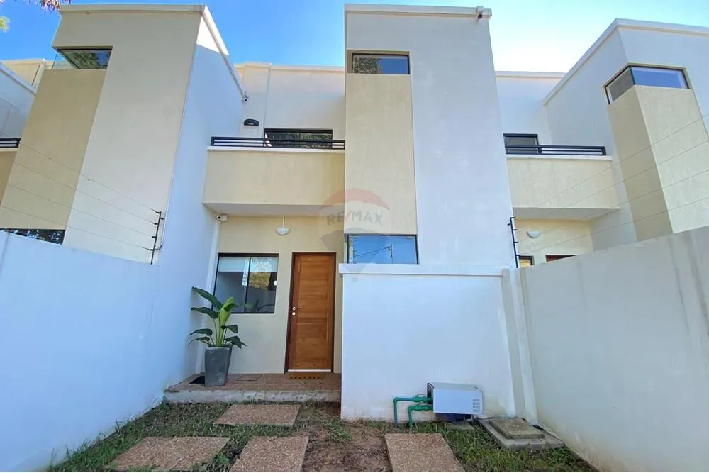 VENDO DUPLEX EN LUQUE ISLA BOGADO — foto 2