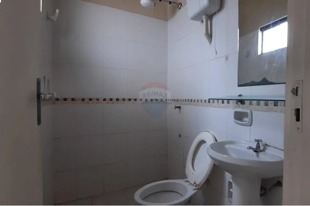ALQUILO SALON COMERCIAL CERCA DE LA TRANSCHACO — foto 3