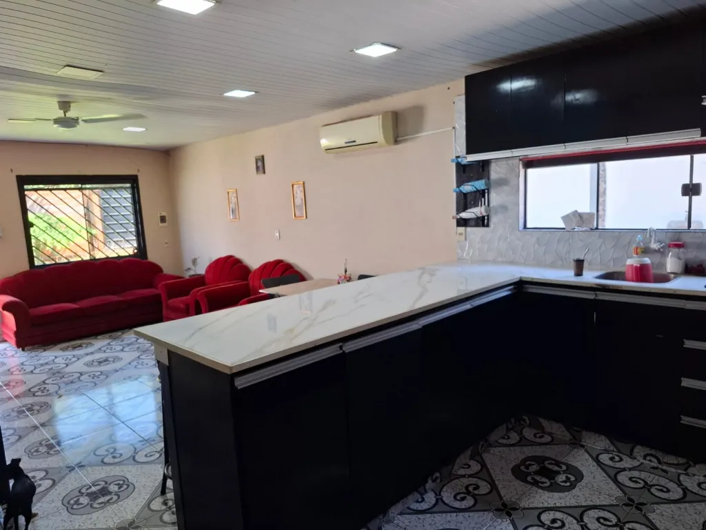 Amplia Casa en Costa Sosa, Luque a cuadras de la Residentas — photo 3