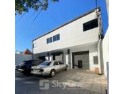 SALON COMERCIAL EN ALQUILER - BARRIO SAJONIA