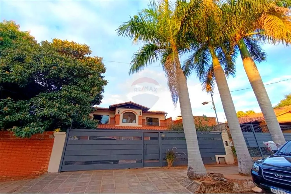 Residencia Totalmente Amoblada en Lambaré B° VALLE APUA I — foto 2