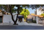 Bº JARA, PROX. BRASILIA: P/ VIVIENDA U OFICINA, TOTALMENTE PB, IDEAL P/ ADULTOS MAYORES.