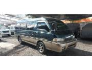 Minibus Hyundai Grace 2003