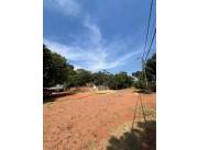 En venta Terreno amurallado Luque Marambure
