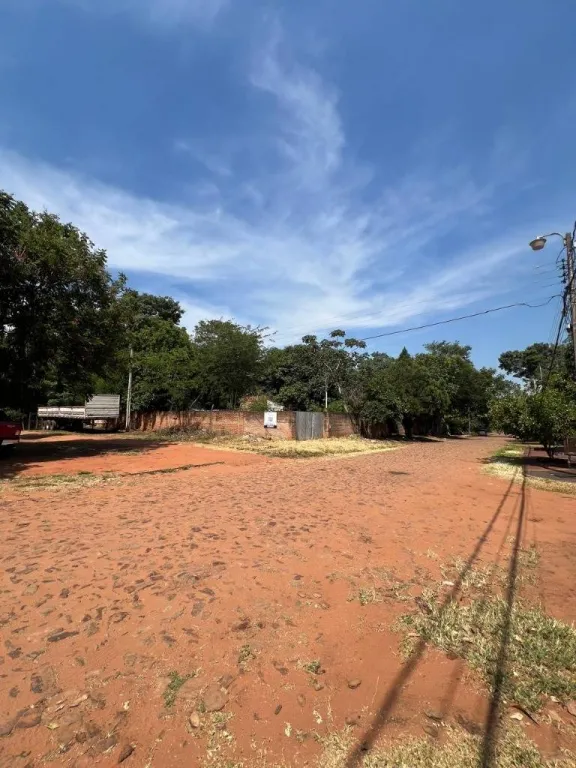En venta Terreno amurallado Luque Marambure — foto 2