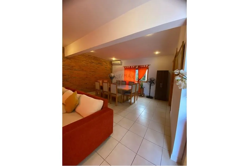 CASA EN VENTA, BARRIO LOS LAURELES — Foto 3
