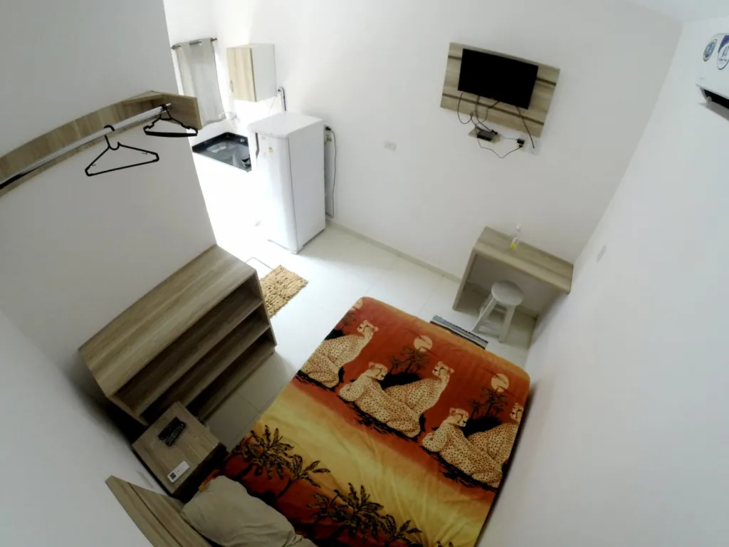 ALQUILO HABITACIÓN AMOBLADA CENTRO DE LUQUE!! — foto 3