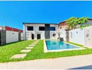 VENDO RESIDENCIA EN LAMBARE ZONA CANAL 13