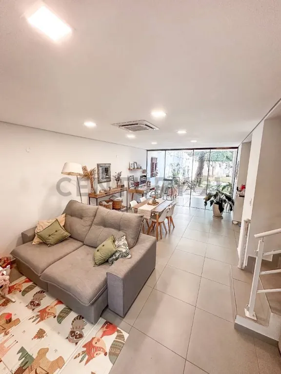 EN VENTA HERMOSO DUPLEX EN LUQUE — foto 2