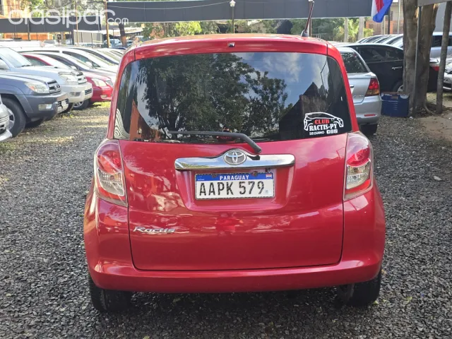 Toyota Ractis 2010 — foto 7