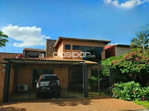 EN VENTA CASA EN VILLA ADELA – LUQUE — foto 2