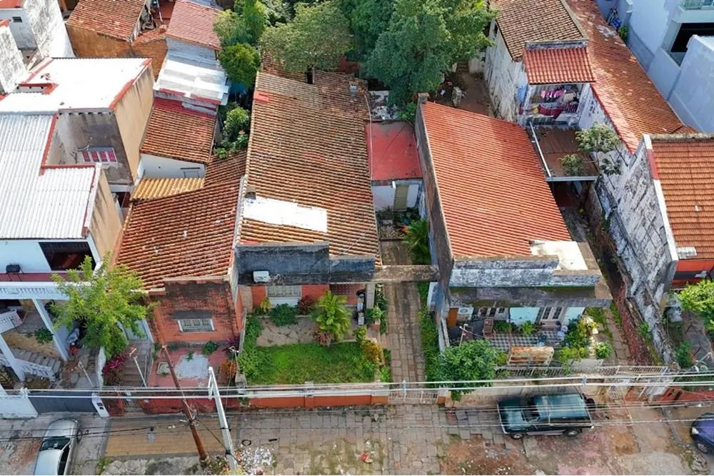 Vendo Casa a Demoler sobre Avda Perú — foto 3