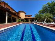 RESIDENCIA EN FERNANDO DE LA MORA ZONA SUR