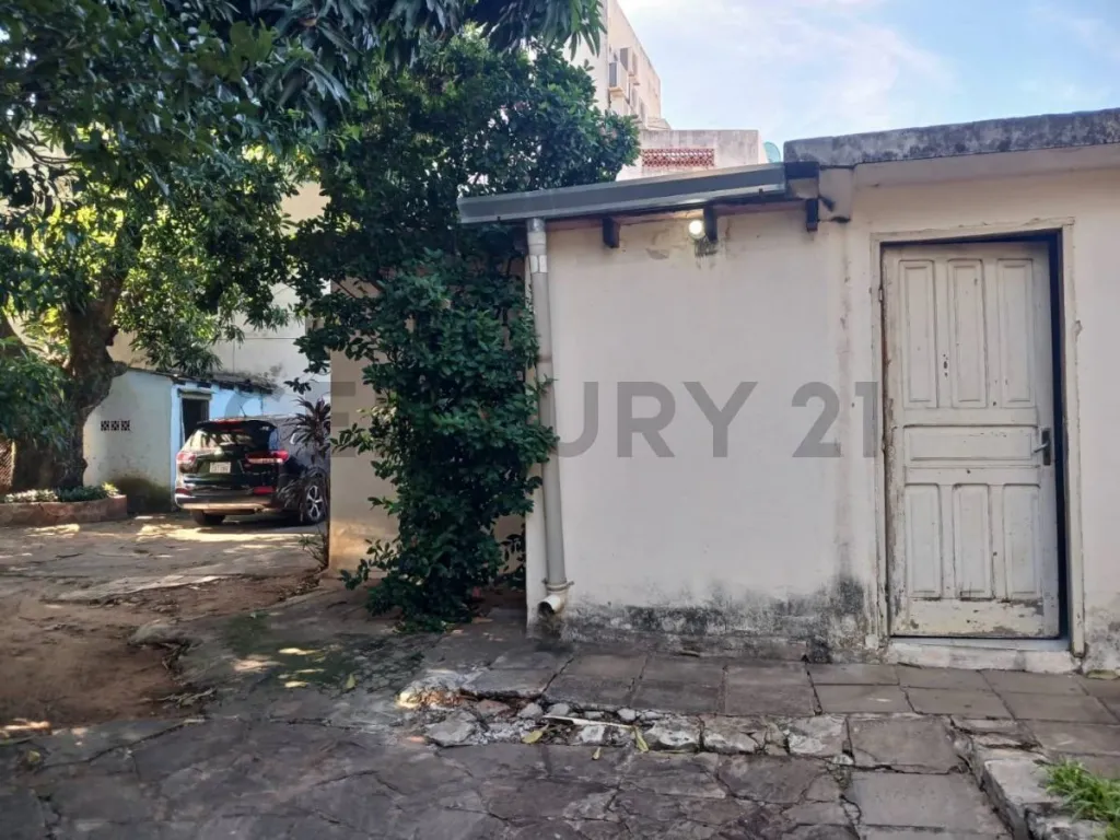 Terreno a 30 mt de Avda. Mcal. López, zona curva de la muerte — foto 3