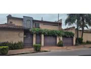 Residencia en Venta - Barrio Jara
