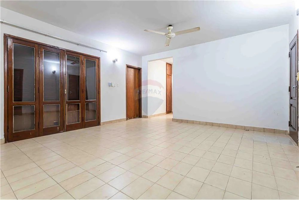 HERMOSA RESIDENCIA EN BO REPUBLICANO DE ASUNCION — foto 2