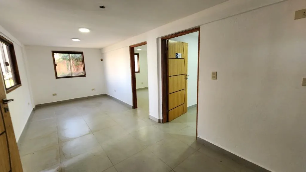 Vendo Terreno y Tinglado con Oficina, 2.142 m2 en Limpio - CLST7175310 — foto 3