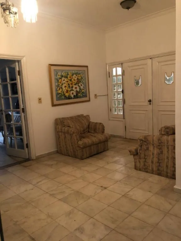 VENDO CASA EN ESQUINA A 2 CUADRAS DE 1ER PRESIDENTE, ASUNCIÓN — foto 3