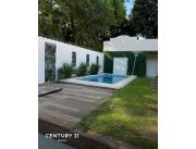 Dúplex en la exclusiva zona Yacht de Lambaré