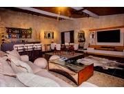 ALQUILO CASA AMOBLADA EN AREGUÁ - VALLE PUCU CÓD 2891