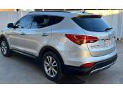 VENDO HYUNDAI SANTA FE 2014 TURBO DIESEL AUTOMATICO TITULO DEL REPRESENTANTE