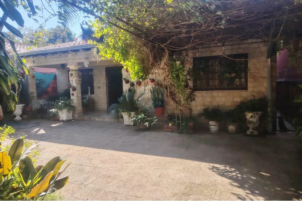 VENDO CASA A REFACCIONAR EN LOMA PYTA — foto 2