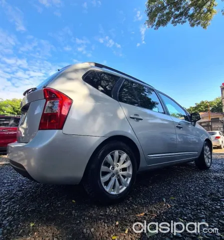 Kia Carens 2011 - foto 2