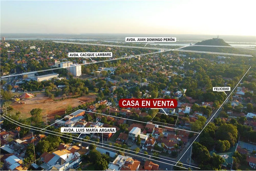 VENDO AMPLIA CASA EN LAMBARE BARRIO FELICIDAD — foto 2