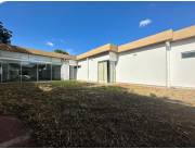 Alquilo casa cod 3050