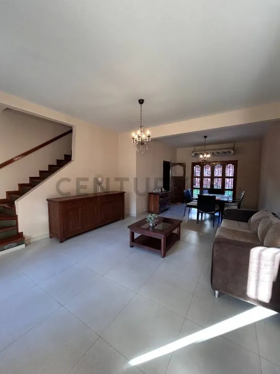 Duplex en Bo. Ycuá Sati En Venta — foto 3