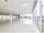 ALQUILO OFICINA CORPORATIVA- VILLA MORRA ID 37018