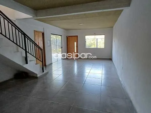 ALQUILO DUPLEX EN LOMA PYTA — foto 2