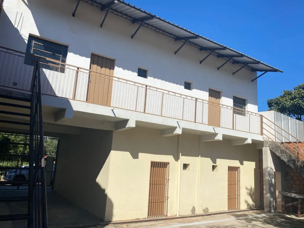 Nueva construcción en San Antonio, dos plantas. Departamentos y Salones Comerciales — foto 3