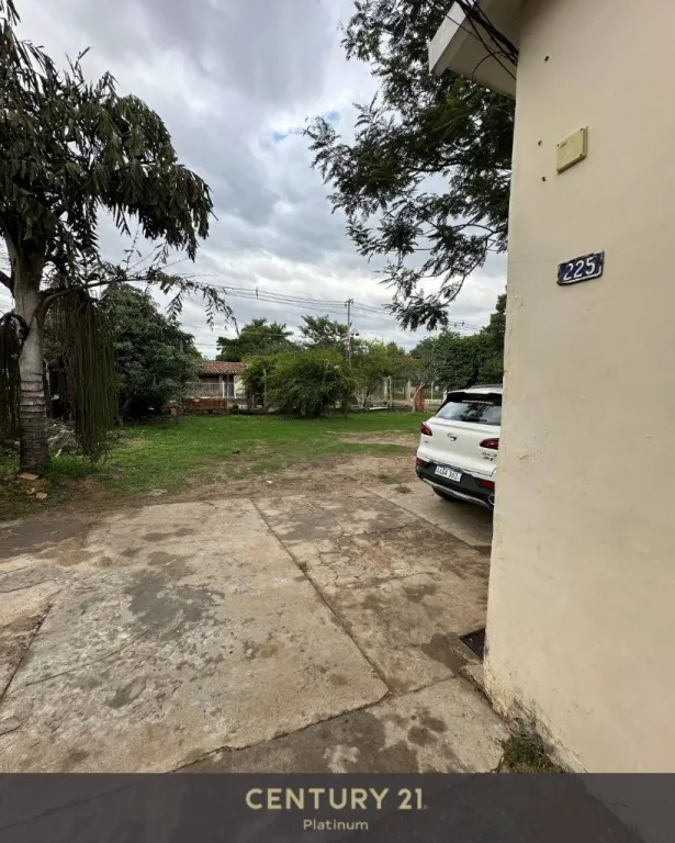 VENDO DOS TERRENOS SOBRE LA CALLE CAPITAN PRUDENTE CASI ACAHAY — foto 3