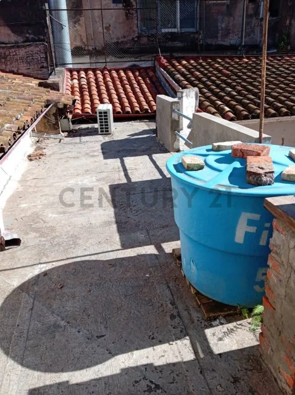 valiosa propiedad en casco historico — foto 3