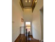 LUJOSA RESIDENCIA EN ASUNCION