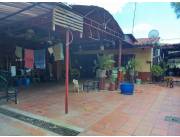 Vendo casa con salon comercial cod 5210