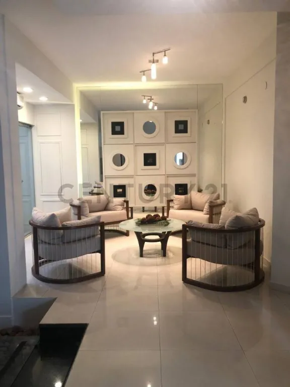 ALQUILO MODERNA CASA AMOBLADA Y EQUIPADA A PASITOS DEL SHOPPING MARISCAL — foto 3