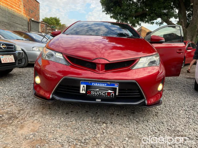 Toyota Auris 2013 - foto 2