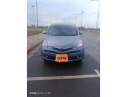 Vendo Toyota Ractis año 2007