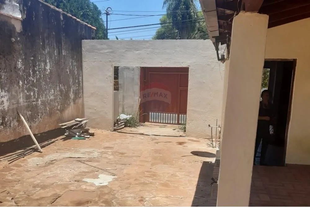 Chalet a Refaccionar en B° centro de Fdo. Mora Zona Norte! — photo 3