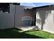 Duplex en Venta en Central Villa Elisa Las Margaritas casi Avda. Enrique Polesky