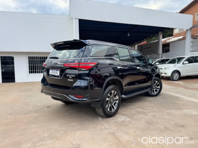 Toyota Fortuner 2024 — foto 8