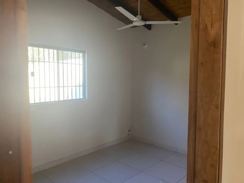 CASA A ESTRENAR EN LUQUE MORA CUE — foto 2