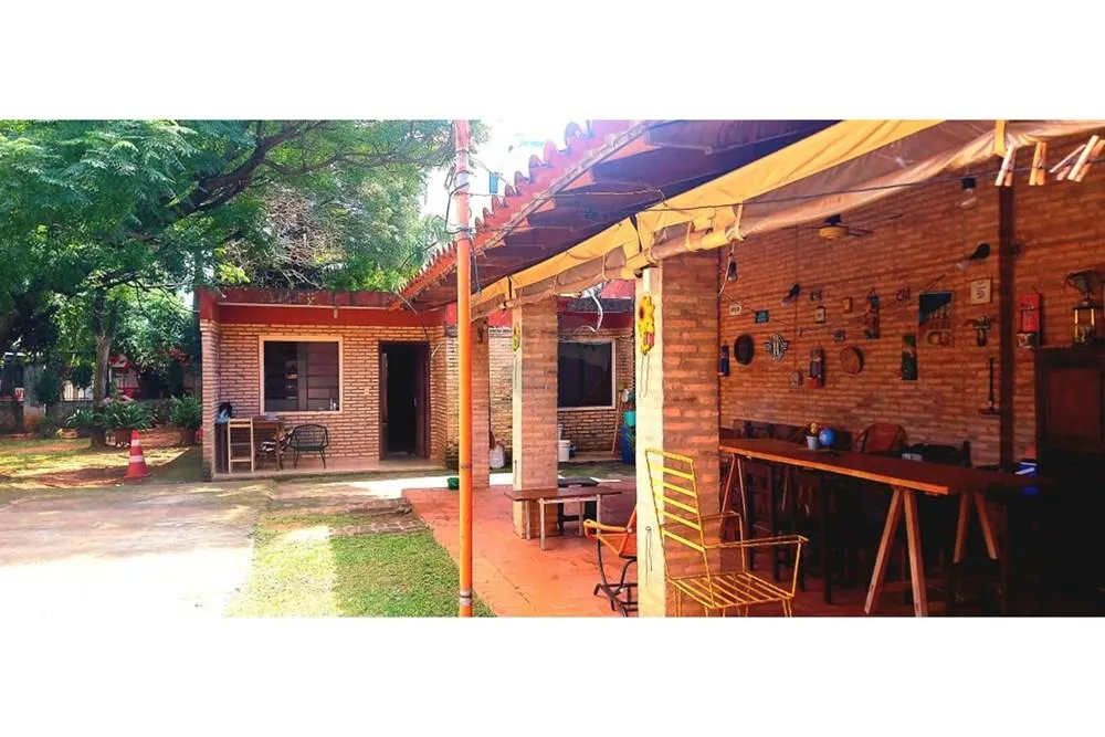 Oportunidad excepcional de adquirir una propiedad comercial en venta en pleno corazón de F — photo 3